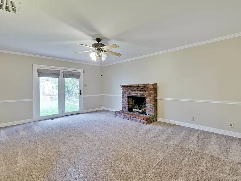 1593 Koch Ln — Photo 10