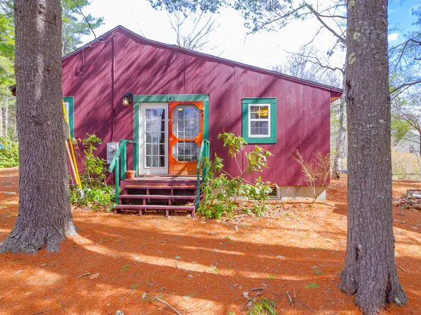 142 Roberts Shore Road, Liberty, ME 04949