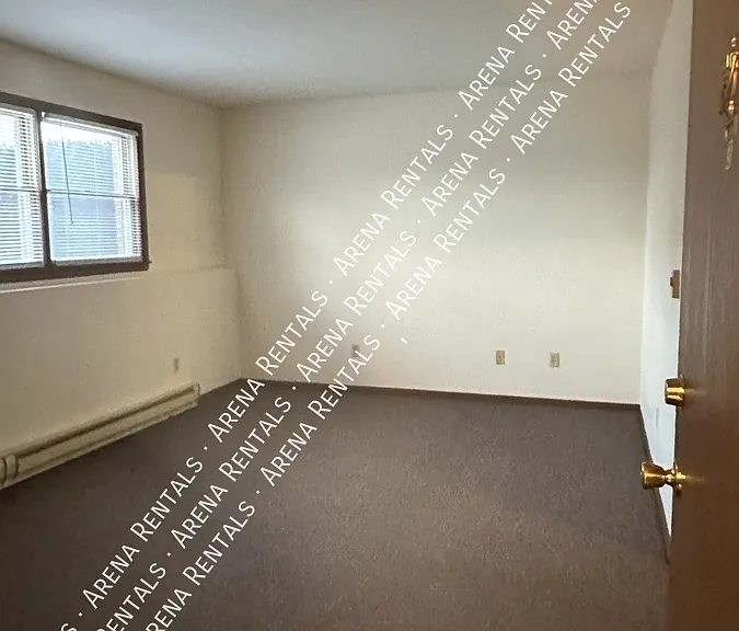 128 W Front St #3 — Photo 6
