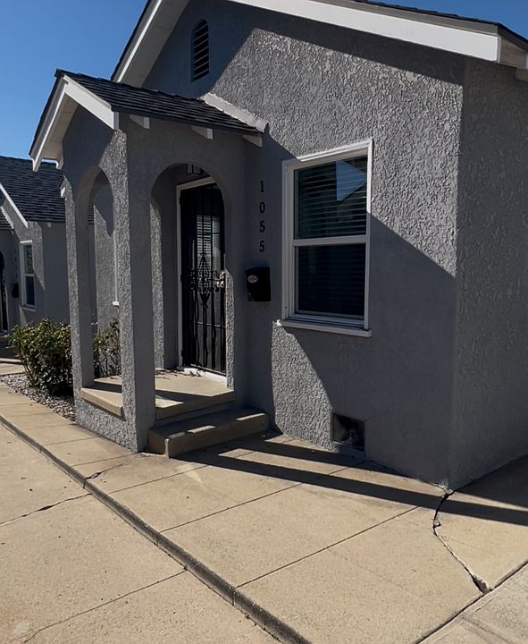 1st image of 1055 W 7th St #1055