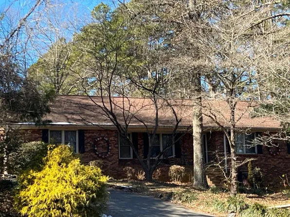 2037 N New Hope Rd, Gastonia, NC 28054