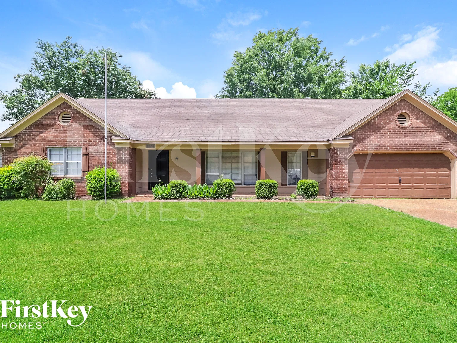 4 bed, 2.0 bath, 2231 sqft, $1,860 — Photo 1