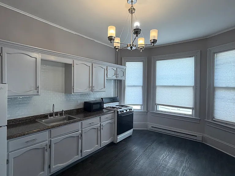 953 Wendell Ave #1 — Photo 2