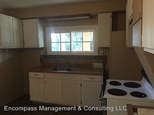 2nd image of 285 Moyer Ln NW