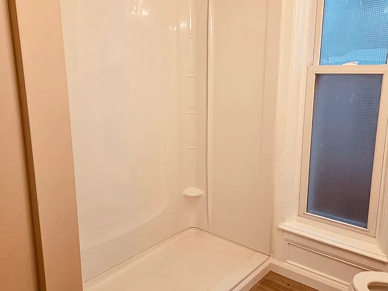 316 E Main St #1 — Photo 8