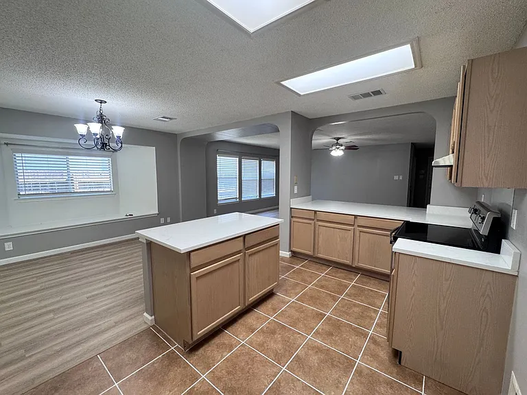 10431 Westfield Pl — Photo 24