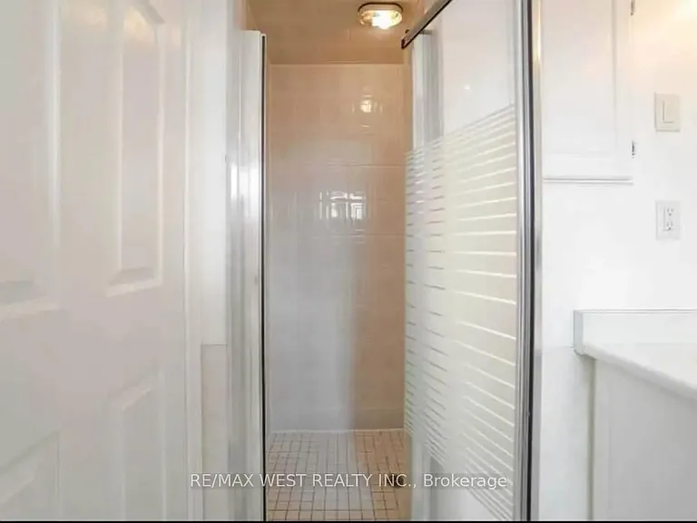 6892 Old Creditview Rd #MAIN — Photo 18