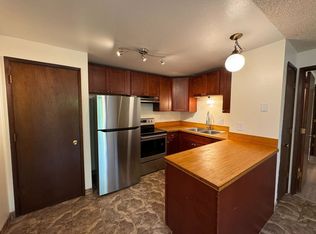 2406 SW Dolph Ct #2418, Portland, OR 97219