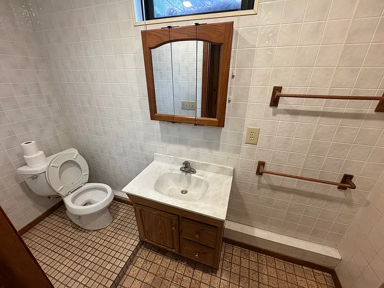 2505 Pennsylvania Ave — Photo 16