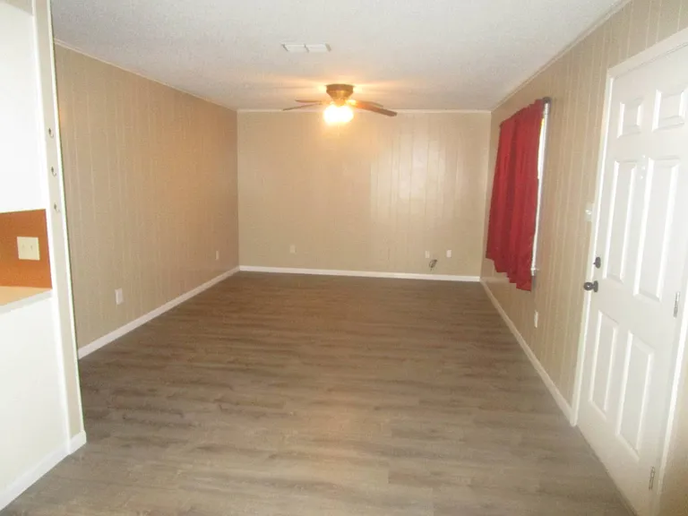 1111 Biscayne — Photo 4