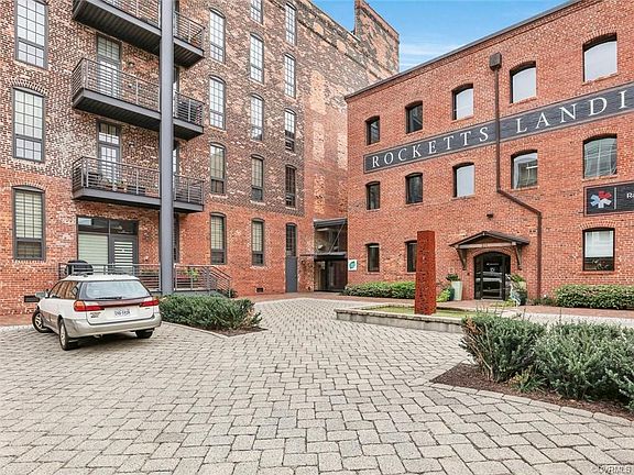 3rd image of 251 Rocketts Way Unit 318