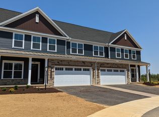 201 Aeropointe Ln, State College, PA 16803