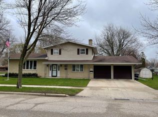 202 9th Ave, Sibley, IA 51249