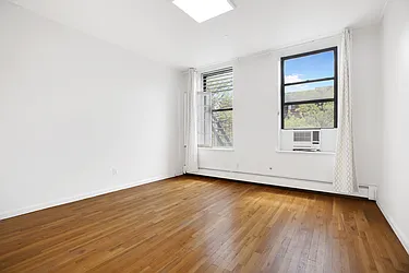 Rented by Nest Seekers International