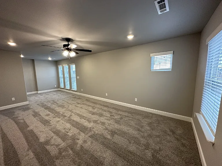 2040 Tallgrass Ter — Photo 35