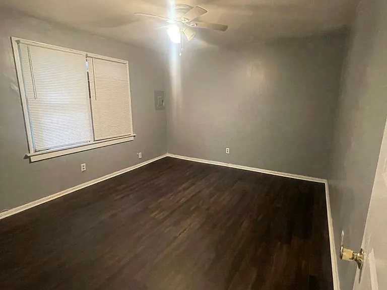 1312 Richmond Ave — Photo 8