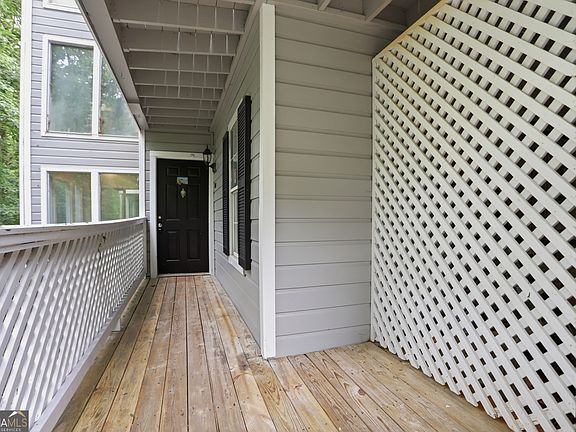 2nd image of 1201 Vicksburg Pl