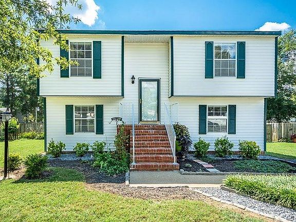 2nd image of 1313 Elmshadow Dr