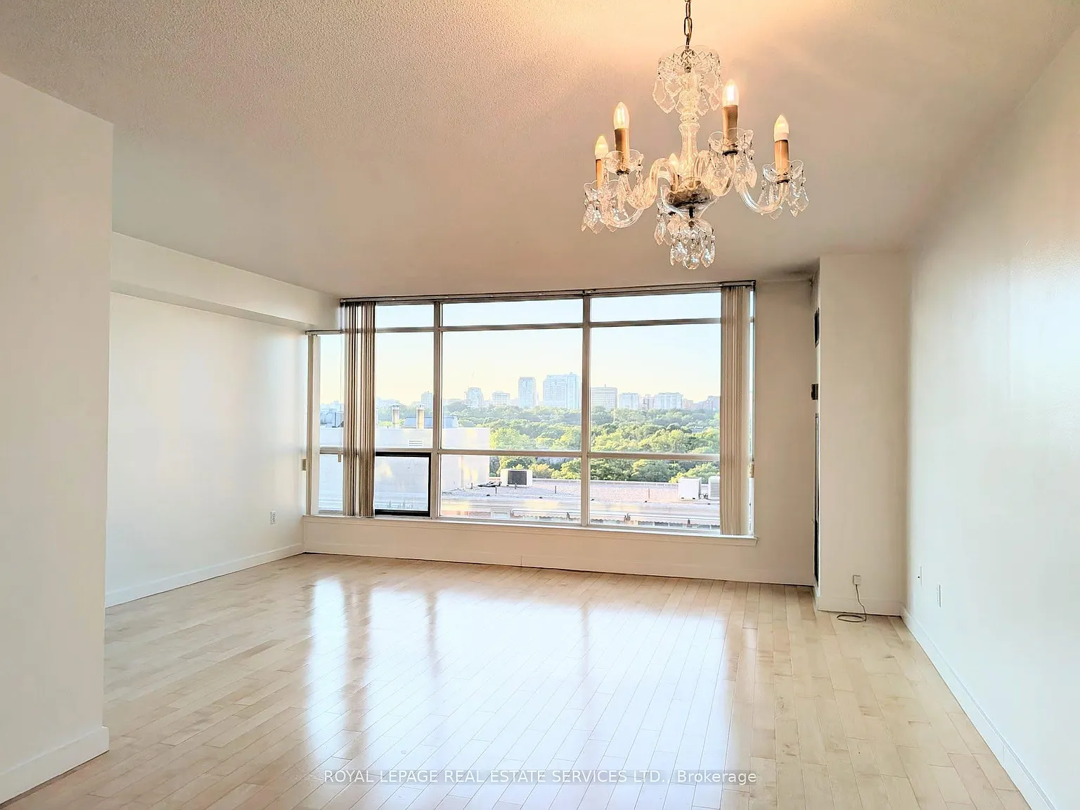 Studio, $2,395 — Photo 2
