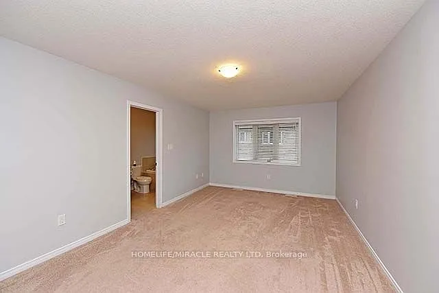 53 Baffin Cres — Photo 16