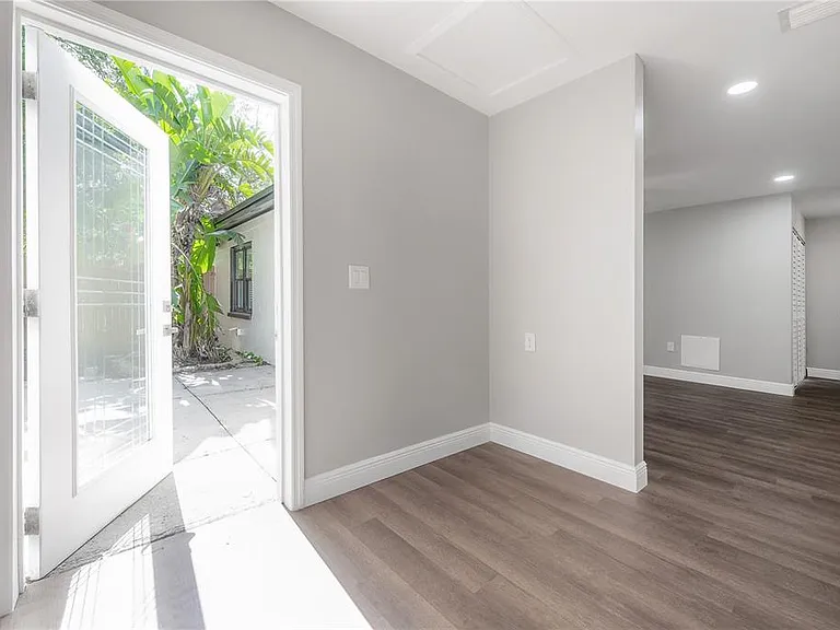 6901 S Fitzgerald St — Photo 41