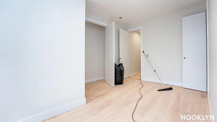 Rented by Nooklyn NYC LLC | media 25