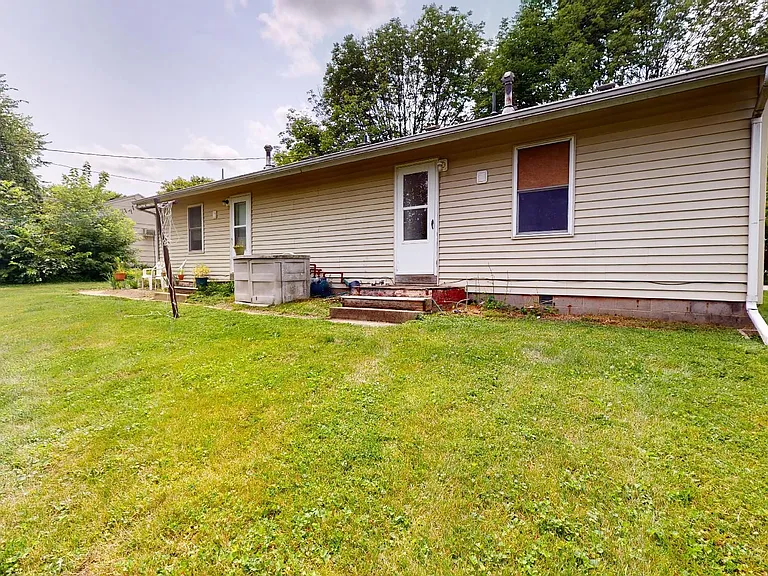 238 Village Dr — Photo 12