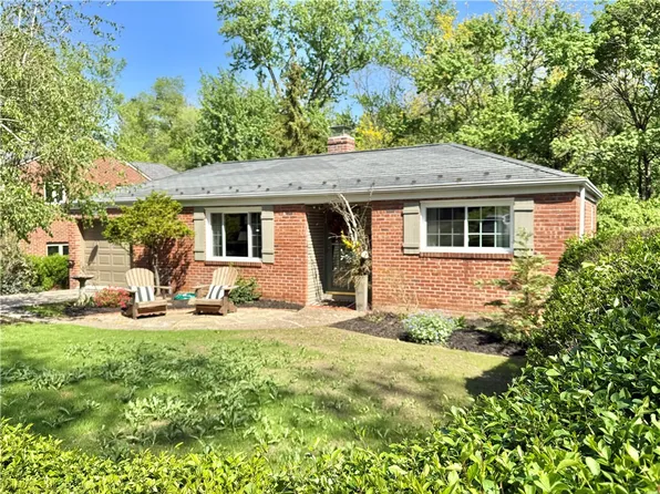 189 Inglewood Dr, Pittsburgh, PA 15228