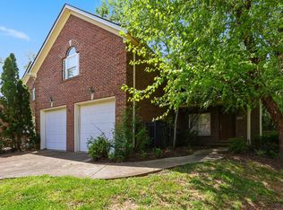 914 Literary Cir, Lexington, KY 40513