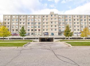 18 Holborn Ct #104, Kitchener, ON N2A 4A1