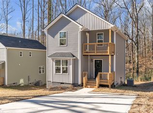 402 Woodland Cir, Belton, SC 29627