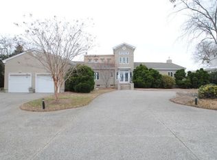 101 Riverside Dr, Suffolk, VA 23435