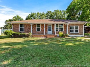 300 E 8th Ave, Red Springs, NC 28377