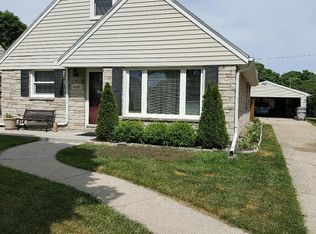 4500 S 5th Pl, Milwaukee, WI 53207