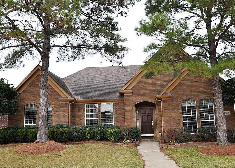 1st image of 19026 Appletree Hill Ln