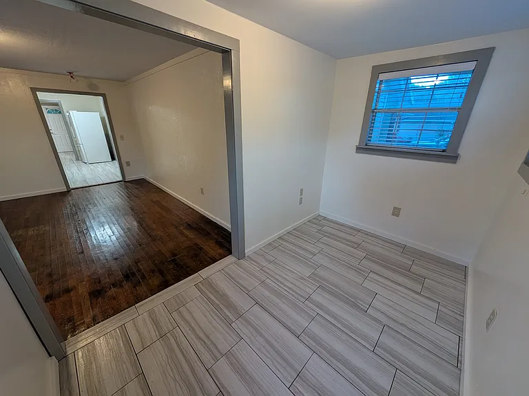 1318 W Huntsville Ave — Photo 7