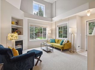 654 Willoughby Way W, Minnetonka, MN 55305
