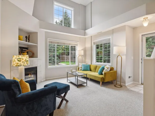 654 Willoughby Way W, Minnetonka, MN 55305