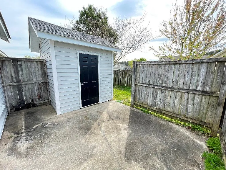 3311 Brookline Ct — Photo 23