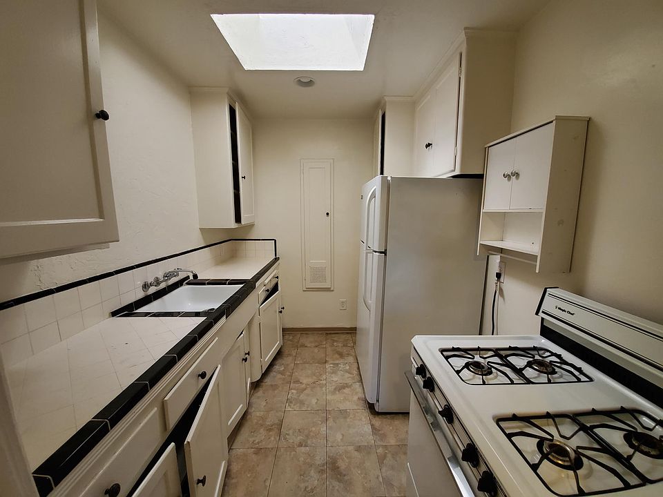 1st image of 4716 Park Blvd