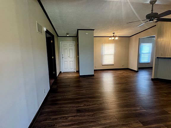 Grate room facing toward front entrance