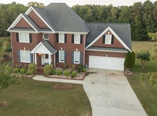 1212 Rolling Farm Dr, Raleigh, NC 27603