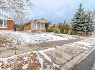 56 Nash Rd S, Hamilton, ON L8K 4J7