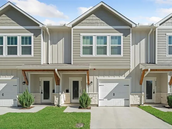 800 N Thompson St, Conroe, TX 77301