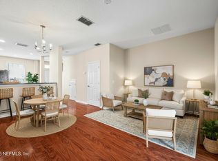 1523 FIELDVIEW Drive, Jacksonville, FL 32225