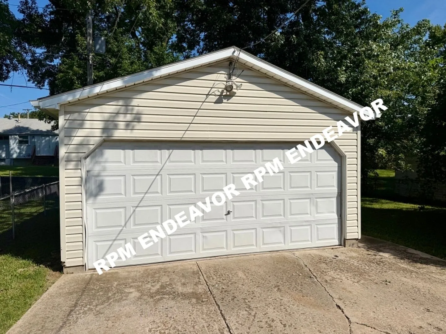 3-Bedroom Home with Hardwood Floors, Basement & Garage! — Photo 3