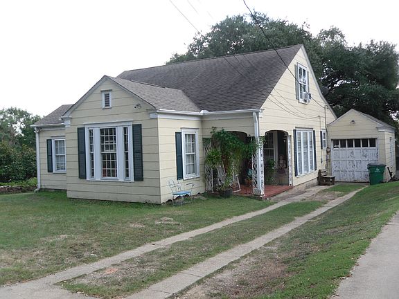 2nd image of 101 Montgomery Dr