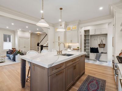 38 Cross St, Charlestown, MA, 02129