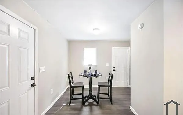 3998 Floyd Ave — Photo 13
