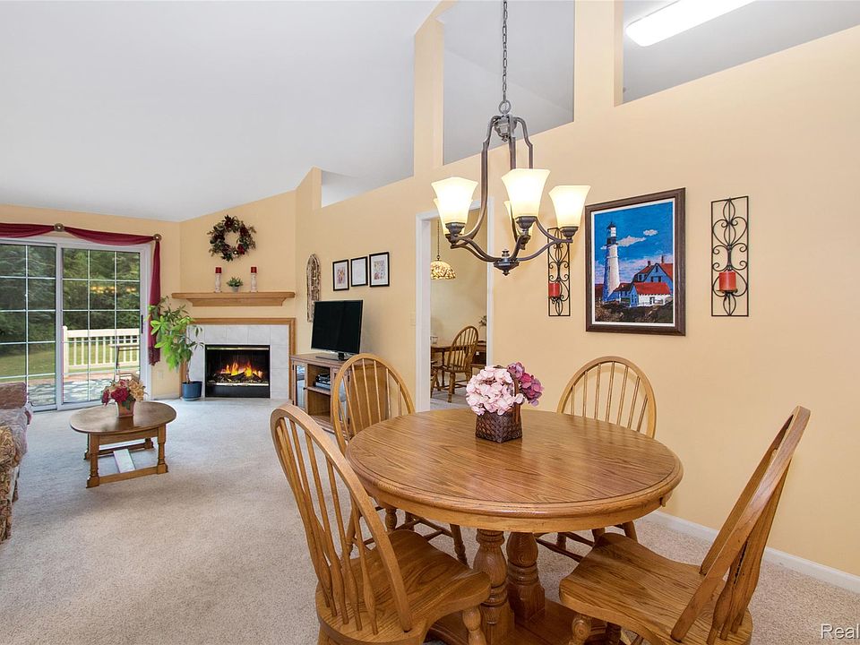 1813 Wentworth Dr, photo 8